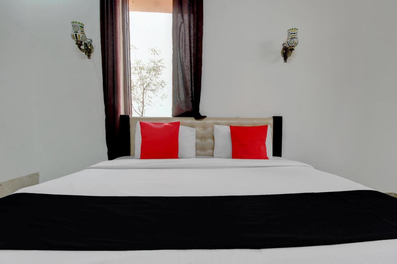 Elegance Resort Mathura Exterior foto