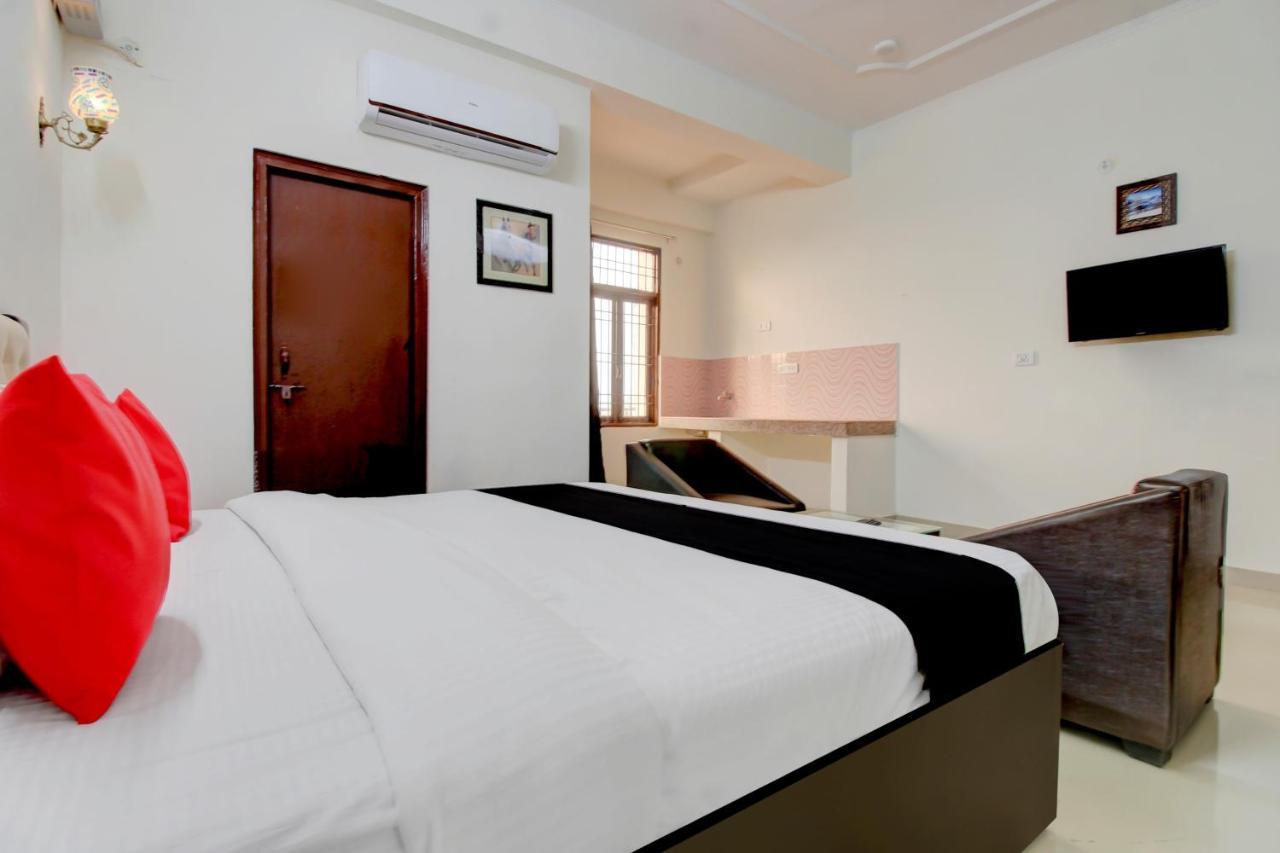 Elegance Resort Mathura Exterior foto